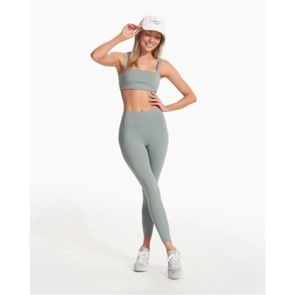 VUORI Evolve High-Rise Uplift Legging - Picture 2 of 5